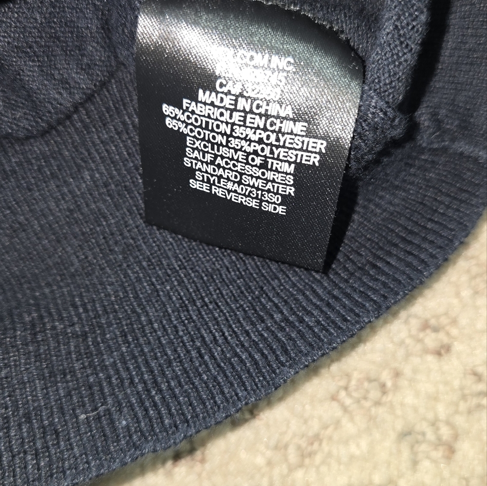 Volcom sweater - Picture 8 of 8